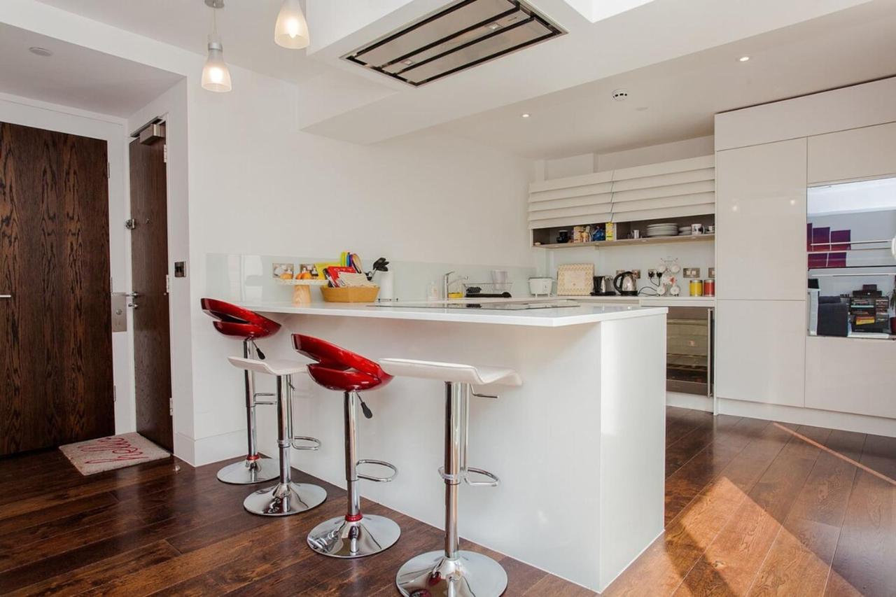 לונדון Beautiful Newly Renovated 2 Bed Apartment In Bank מראה חיצוני תמונה